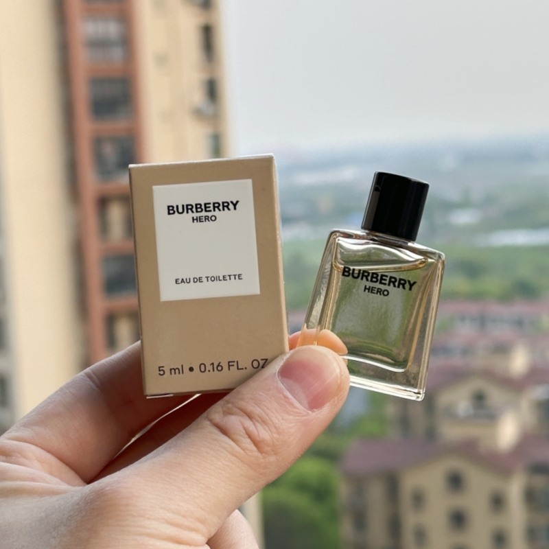 New Product Burberry/Burberry Hero Brave Heart Men's Eau De Toilette 5ml Sample Hero Fragrance