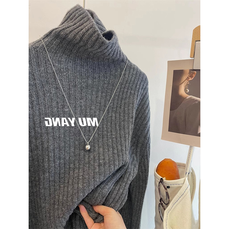 Gray Turtleneck Soft Knit Sweater for Women, Autumn and Winter, Lazy Style, High-End Feel, Thickened, Loose Ribbed Knit Top