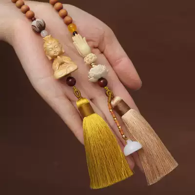 Car pendant interior hanging decoration high-grade safe Guanyin Buddha sandalwood car handmade creative men and women ancient style exquisite