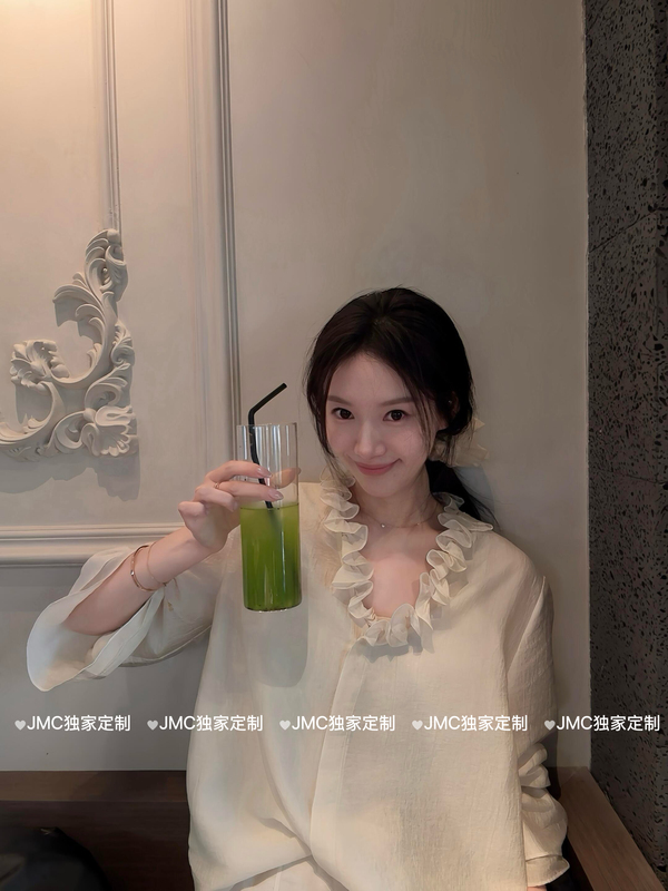 Jmc'Nyx Bespoke Glossy Acetate Satin Ruffled Sweetheart Neckline Lightweight Slightly Sheer French-Style Blouse Shirt