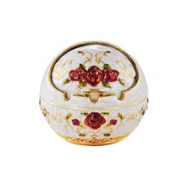 Zinc alloy Creative spherical clamshell windproof ashtray European-style retro living room 3D Cubic floral smoke flush