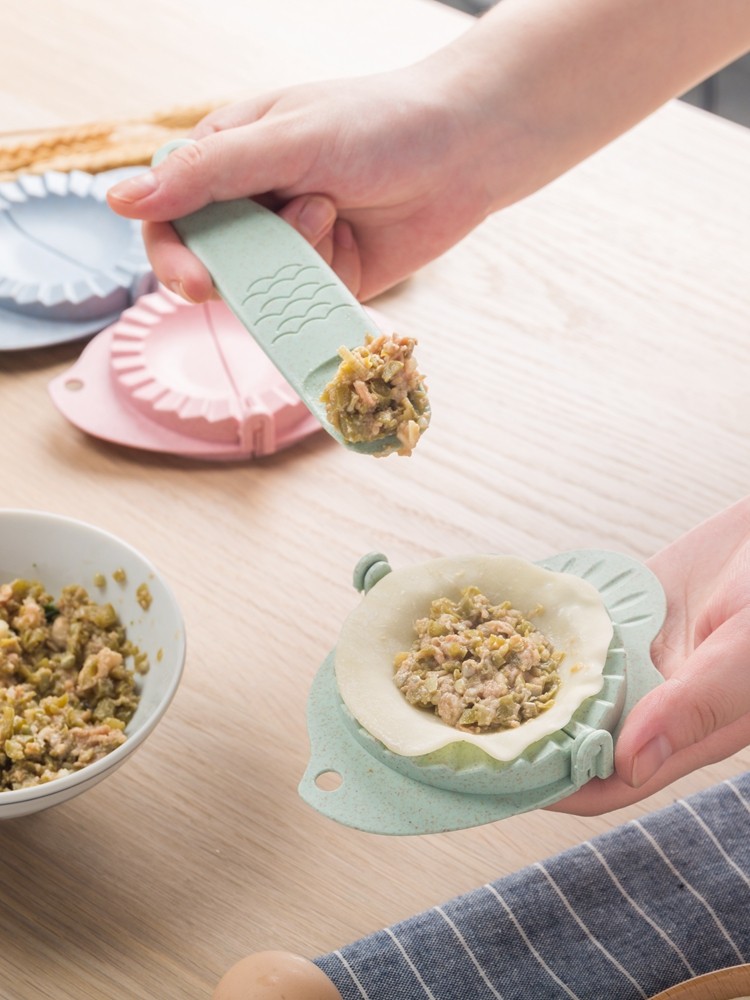 Package dumpling artifact Flower mold Household manual dumpling skin automatic tool Lazy person pinch dumpling package dumpling device