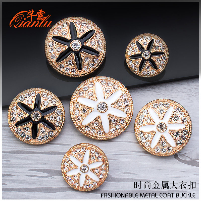 Button Cashmere Cashmere Sweater Sweater 100 Hitch High End Delicate Insert Drilling Water Drill Large round decorated blouses