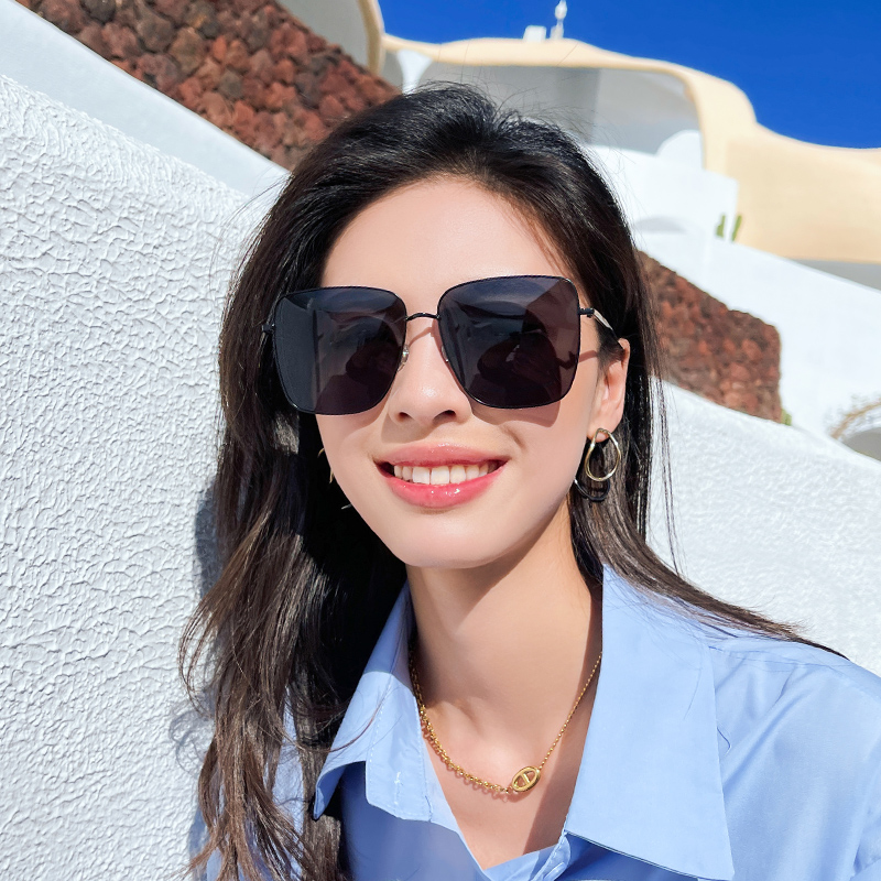 2021 new women's fashion sunglasses Korean version of the tide anti-UV polarized sunglasses large frame big face thin