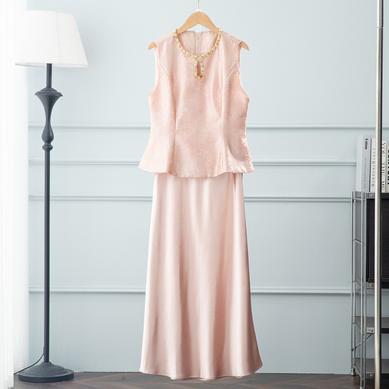 New Chinese-Style Pink Sleeveless Vest Acetate Satin Skirt Women's 2026 Summer New Dress Set New Chinese-Style Pink Sleeveless Vest Acetate Satin Skirt Women's 2026 Summer New Dress Set
