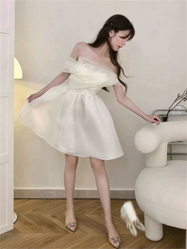 Шифоновые милые короткие платье, открытые плечи