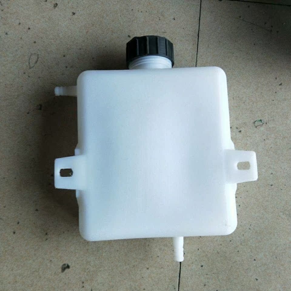 Three-wheeler vacuum assisted oil pot nylon oil pot power-assisted pump oil tank brake oil pot Fengyun oil pot