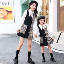 Star with the same high-end parent-child suit 2021 new summer dress girls foreign style net red shirt Korean version of the mother-daughter outfit
