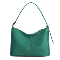 Темно-зеленый