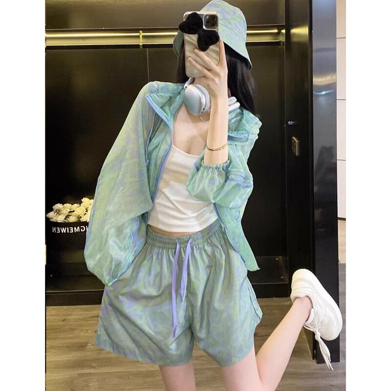 Outdoor Thin Sun Protection Suit for Women 2025 Summer New Style Loose Fashion Casual Sun Protection Cardigan Shorts Two-Piece Set