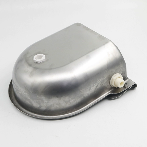 Сталовая вода из нержавеющей стали.