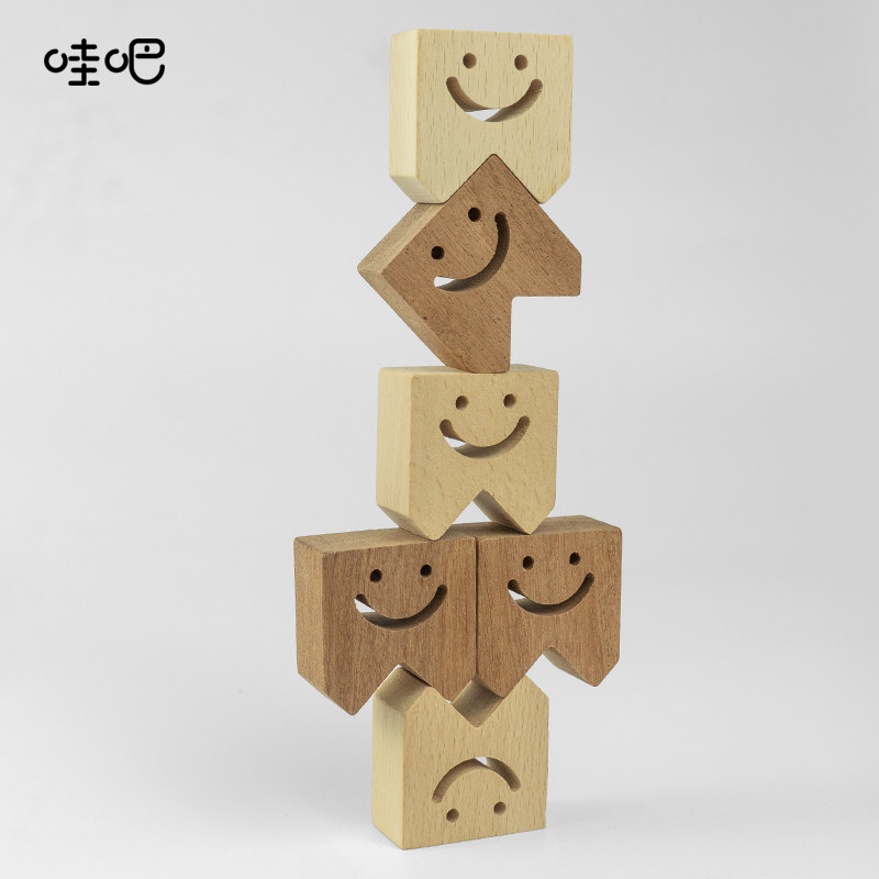 Wow, Die Die Le building blocks balance toy puzzle early education Die Die Gao parent-child interactive table game wooden smiley face