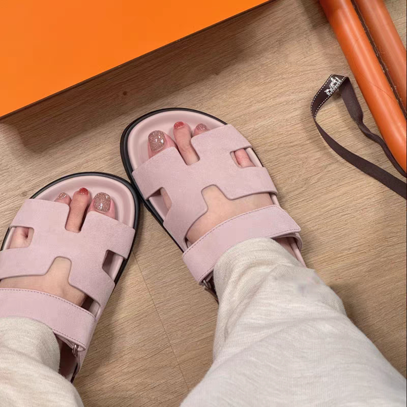 2025 Summer New Velcro Two-Strap Slippers for Women, Outdoor Thick-Soled Casual Versatile Fashionable Lazy Slip-On Slippers