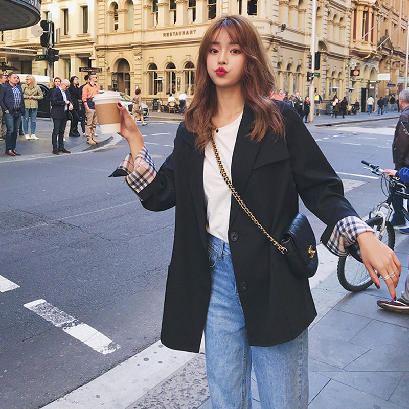 Black suit jacket female Korean version loose Yinglun Wind fried street design sensation Little crowdsourced 2021 Spring autumn new little western suit