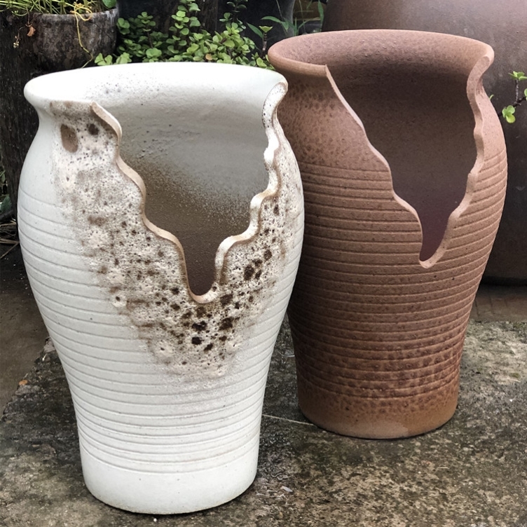 High pile retro meat gap high cliff pile Jingdezhen ceramic high-tube floor pot old pile broke pot long strip