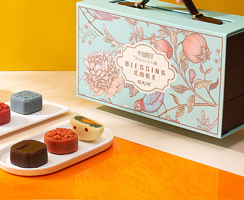 半岛餐饮集团旗下 半岛喜月 花颜喜月 月饼礼盒装 540g 天猫优惠券折后￥88包邮（￥238-150）花颜影月可选