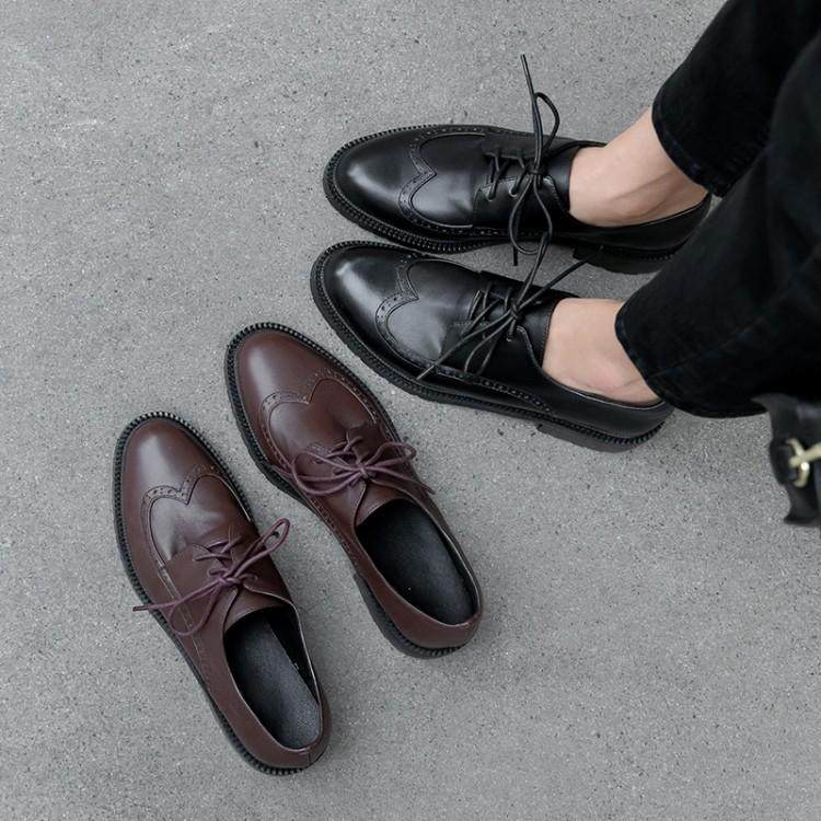 Small leather shoes Inn Lengfeng 2022 Spring new black genuine leather strap women's shoes coarse and deep stomp Bloc single shoes