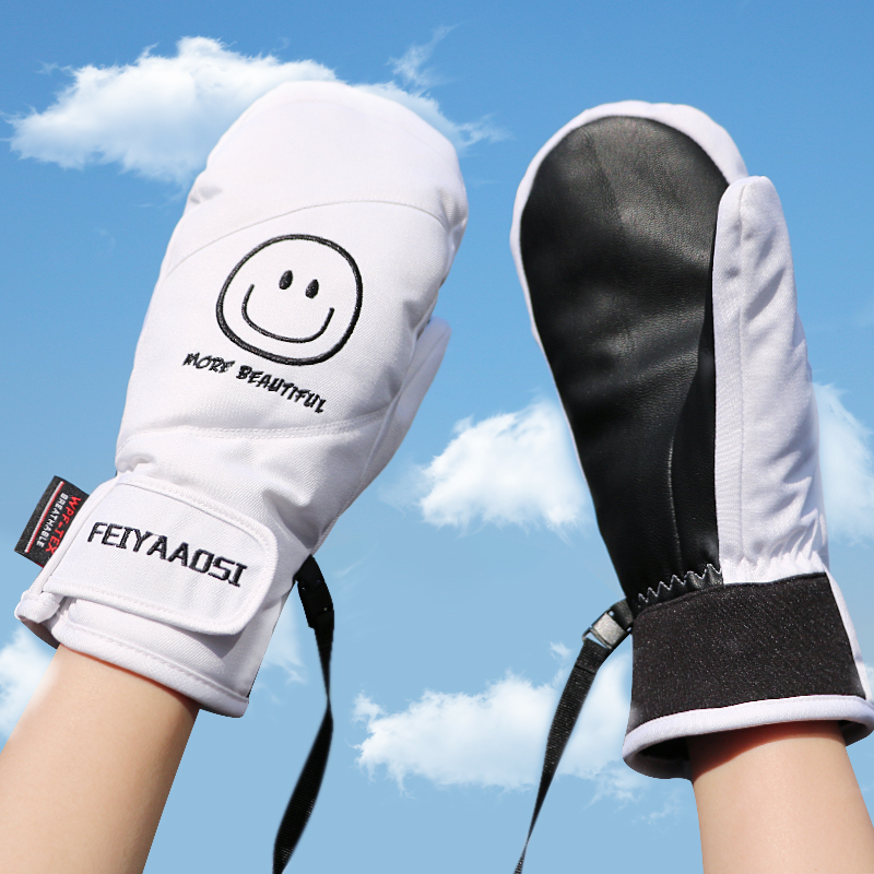 KeepMoving ski suit men's hand braised veneer touch screen thickened warm white waterproof ski gloves female