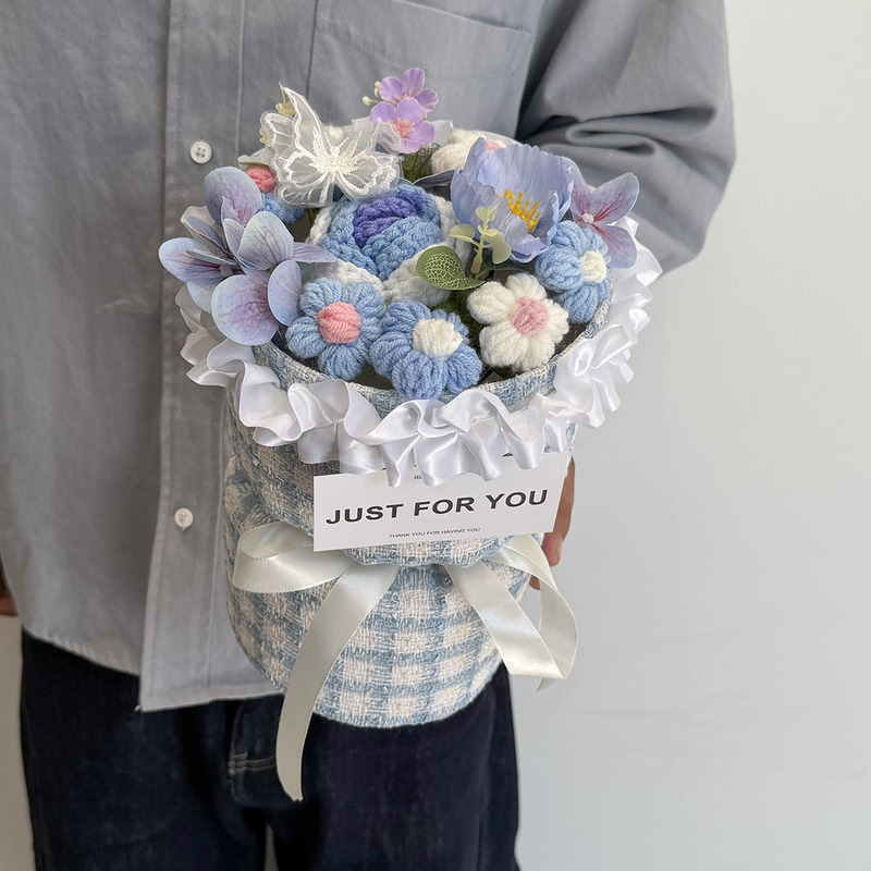Birthday Gift, Fragrant Handmade Knitted Yarn Bouquet, Creative Finished Product for Best Friend, Graduation, Valentine's Day, Girlfriend