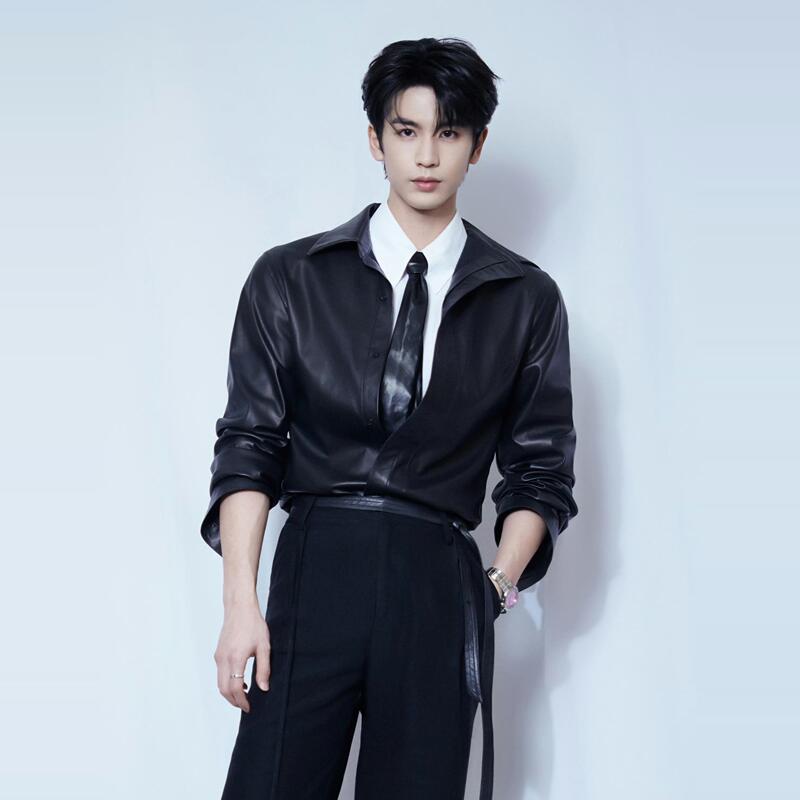 Zhang Linghe's Same Style Motorcycle Leather Jacket Shirt, Niche Design, Loose and Simple Suit Collar Faux Leather Shirt, Trendy Zhang Linghe's Same Style Motorcycle Leather Jacket Shirt, Niche Design, Loose and Simple Suit Collar Faux Leather Shirt, Trendy