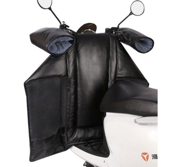 Windshield is winter velvet thickened electric car motorcycle front windshield is waterproof rain increased pu leather men and women