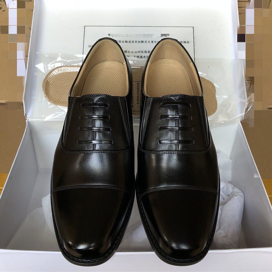 New fire often served leather shoes men are loading genuine leather shoes flame blue positive clothing leather shoes