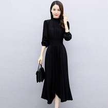 Chronicles new Korean version Fashion collection waist 100 pleats in dress fashion Fashion Temperament Black long dress Vinegar Fiber Fall