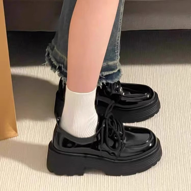 Универсальные маленькие кожаные туфли из бархата на толстой подошве; сезон зима; коллекция 2025 года; сезон весна-осень; новые лоферы в британском стиле в стиле ретро; японские тонкие туфли jk