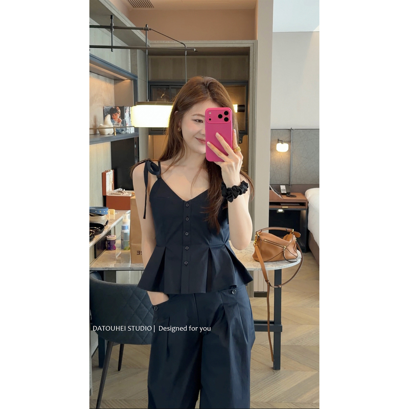 Da Tou Hei's Self-Made [Light Summer Whisper] Korean-Style Suspender Wide-Leg Pants Set for Women, Elegant and Versatile Two-Piece Set for Work