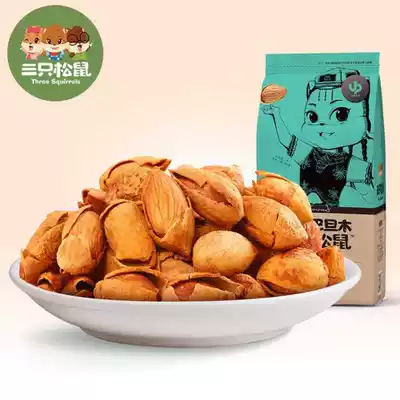 (Three squirrels _ Hand-peeled Badan wood 235g)Casual snacks, nuts, fried goods, specialty dried fruit, almond kernels