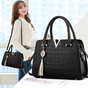 女士百搭包包斜挎单肩手提包大容量妈妈包