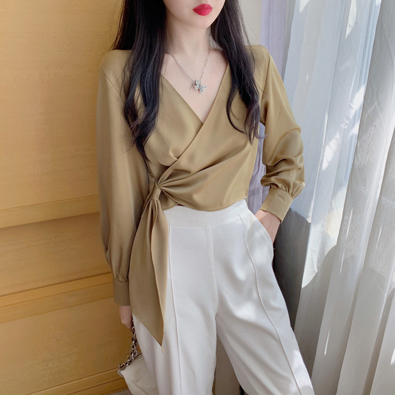 2021 Little Volume Shirt Broad Legs Fall Festival Chic Age Reduction Fashion Fashion Pie Two Piece Summer Women