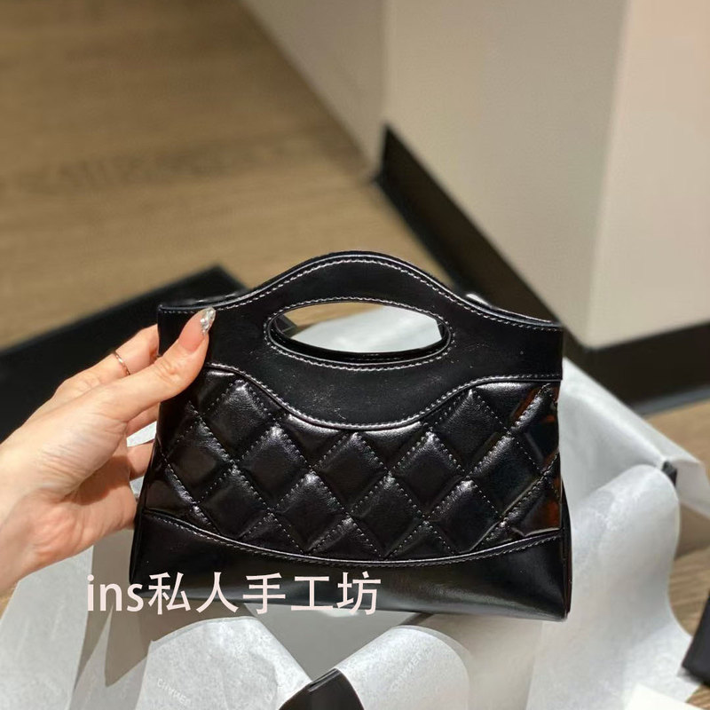 New Mini 31Bag Horizontal Version Cowhide Oil Wax Sheepskin Nano Shoulder Bag for Women, Quilted Handbag with Chain Crossbody Bag
