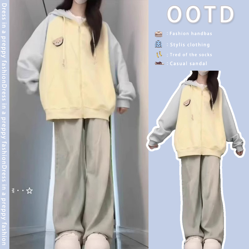Spring and Autumn Sweet and Lazy Style Outfit Set for Women, Bear Patchwork Color-Block Sweatshirt ins Jeans Two-Piece Set