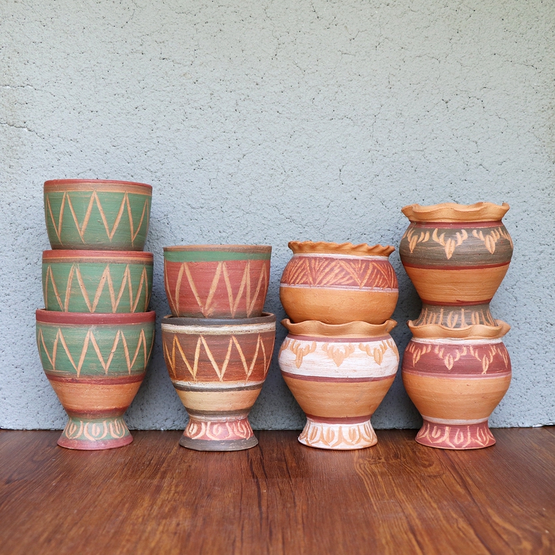 Handmade Slow-Fired Pottery Flower Pot, Yunnan Dai Pottery Craftsmanship, Low-Temperature Fired Coarse Pottery, Breathable, Suitable for Balcony and Garden Succulent Plants