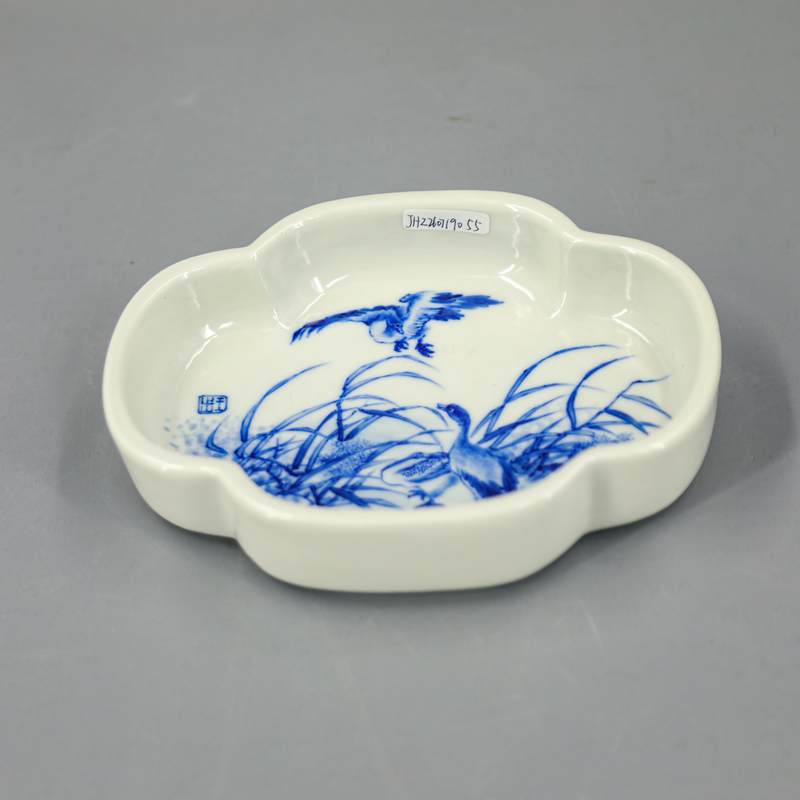 【Xinyang Cultural Relics】Republic of China Era Blue and White Porcelain with Reed and Swan Patterns, Jhz260719055 Antique Collection Item
