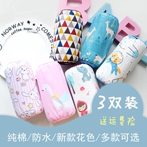 Sleeve new 2021 pure cotton male baby girl 1 year old waterproof minor No. 2 hands show cute cartoon baby anti-fouling dirty
