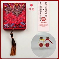 Маленькая красная лента, с вышивкой, 2 шт