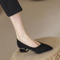 平底黑色单鞋新款舒适粗跟中跟女鞋软皮不磨脚通勤职业上班工作鞋