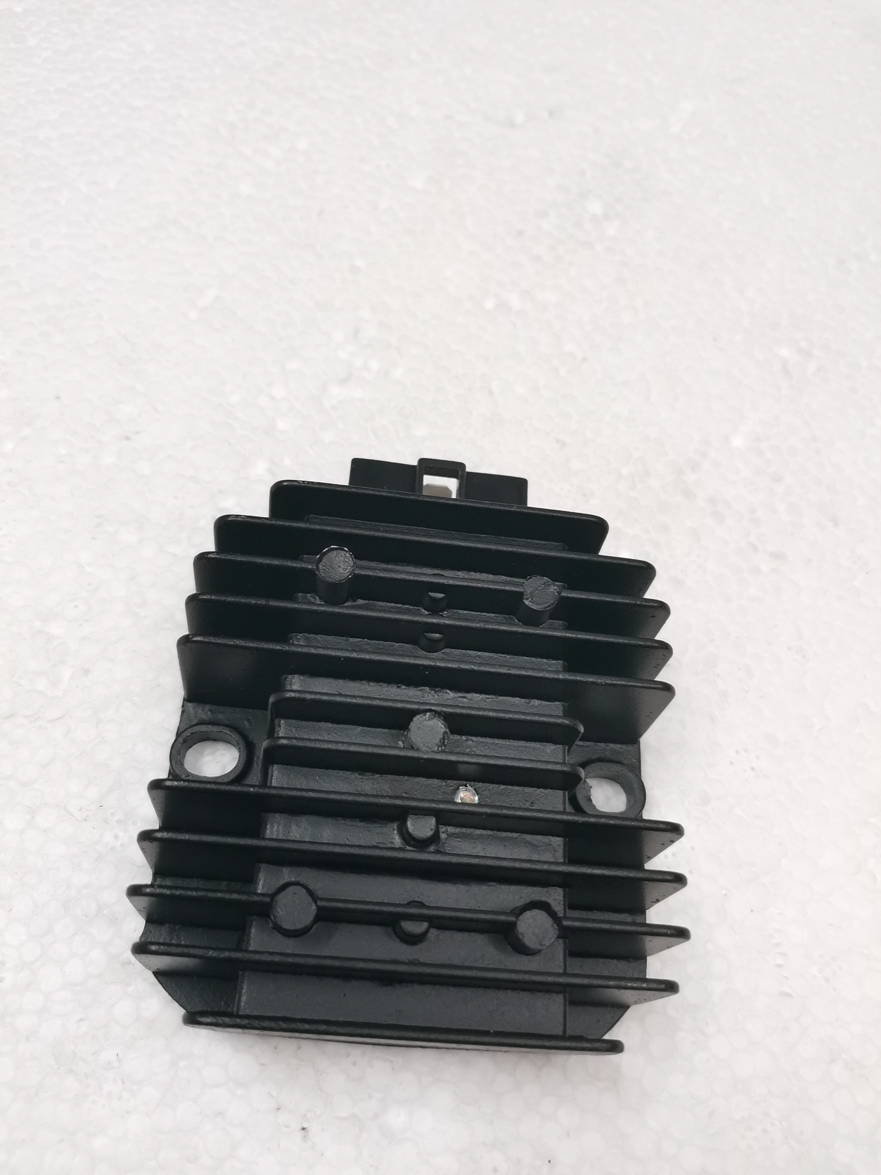 Application of Longxin LX300 300 modified high-efficiency high-power rectifier switching type rectifier