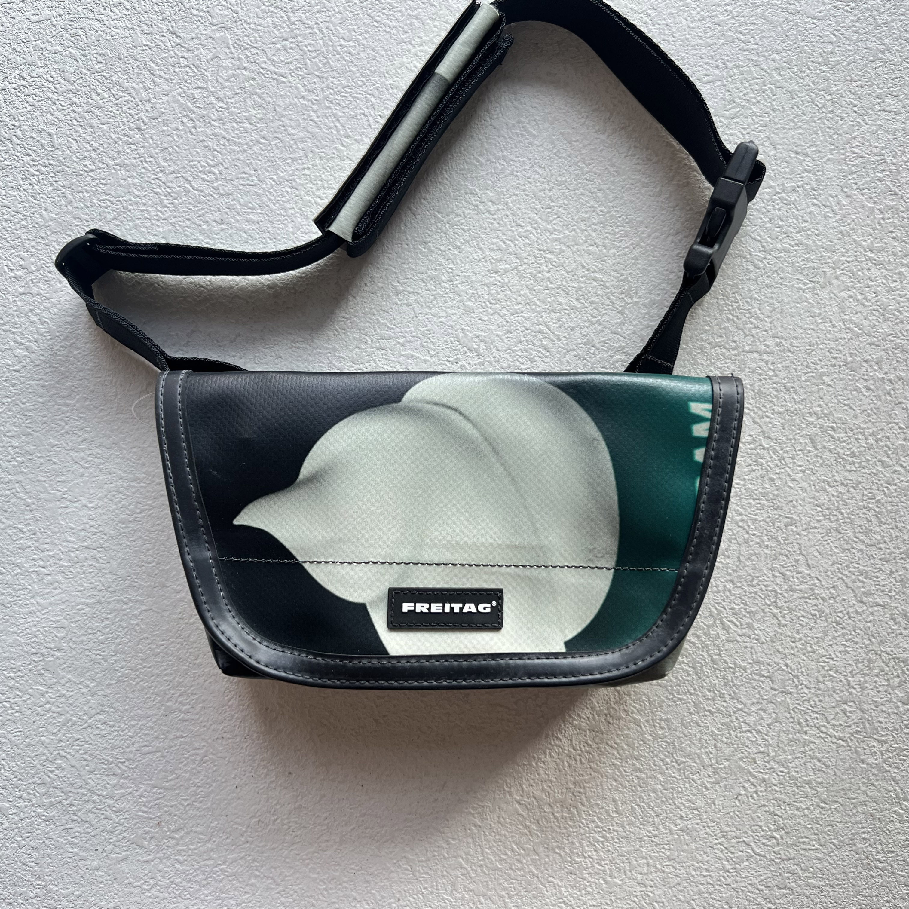 ✨ Freitag f40 (f153) jamie messenger bag casual waist bag