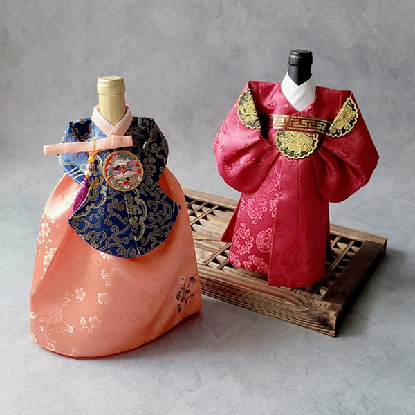 Yanbian Folk Small Hanbok South Korea Bottle Cover Decorations Clothes Korean Crafts Tourism Souvenir Gifts
