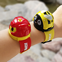 Rotating gyro watch Childrens cartoon bracelet toy manual folding fight Dazzle fight Inertial cartoon small Q car