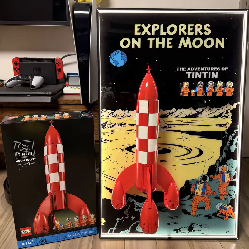 Suitable for Tintin's Adventures of Tintin on the Moon Rocket Wall Display Photo Frame Picture Frame Display Box Suitable for Tintin's Adventures of Tintin on the Moon Rocket Wall Display Photo Frame Picture Frame Display Box