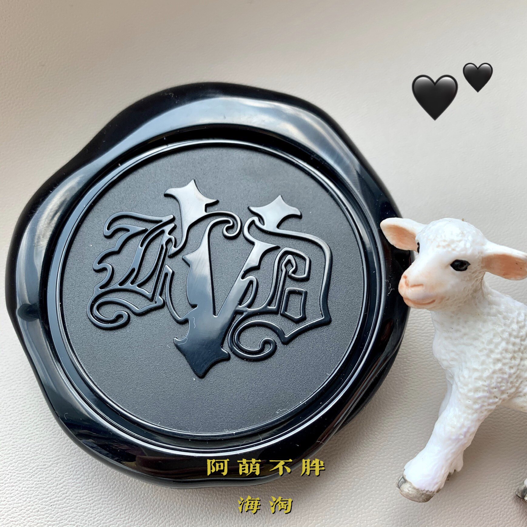 Send powder puff iron repurchase spot Kat Von D KVD honey powder cake replacement oil control makeup matte