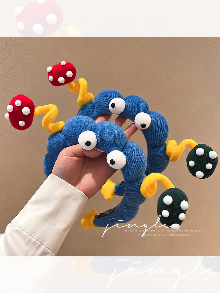 Big-Eyed Character Twisty Stick Plush Headband for Women 2025 New High Cranial Top Headband Quirky Fun Face Washing Hair Clip Headwear