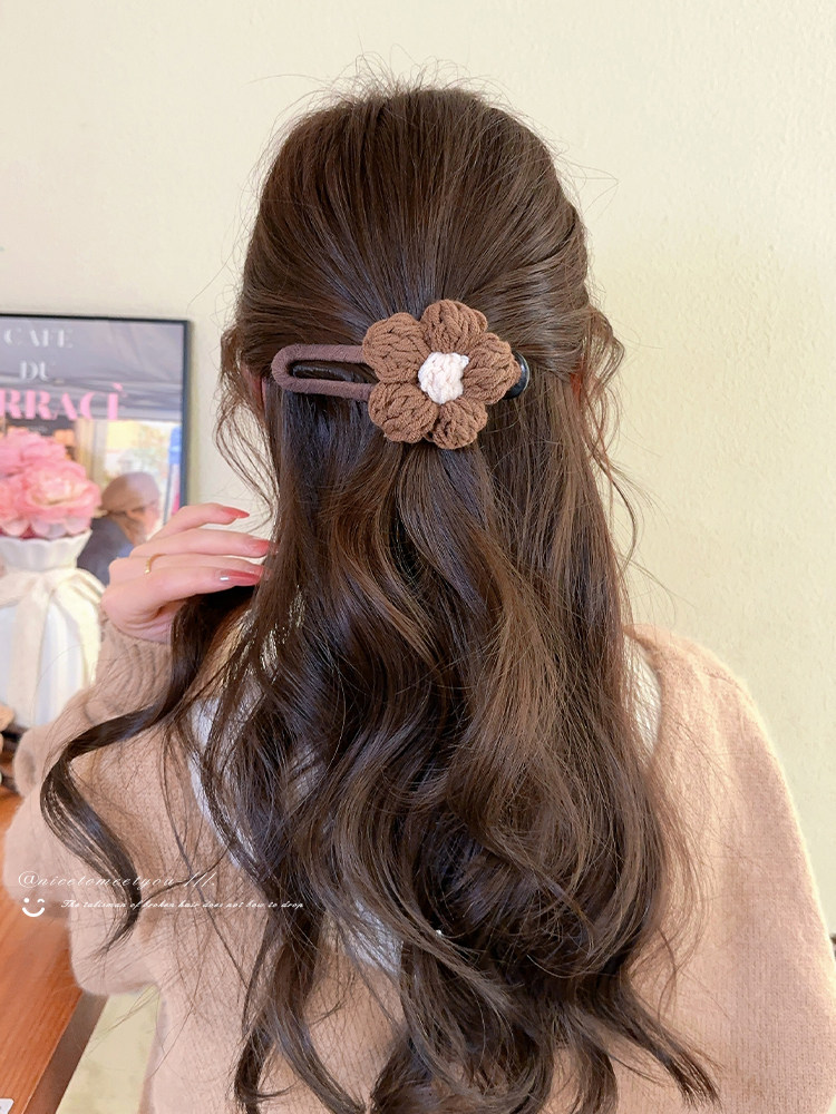 Autumn and Winter Flower Duckbill Hair Clip for Women 2025 New Style High-End Hair Claw Clip for the Back of the Head Barrette Hair Accessory