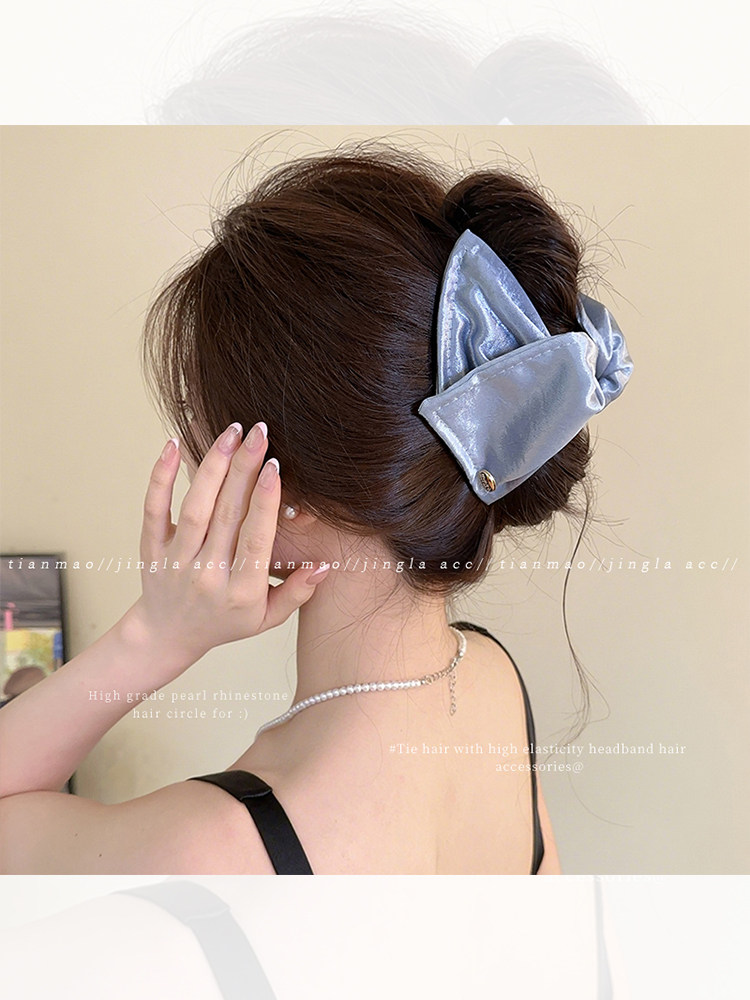 Satin Shell Triangle Hair Clip for Women, High-End 2025 New Style High Ponytail Hair Clip, Back of the Head Shark Clip Hair Accessory