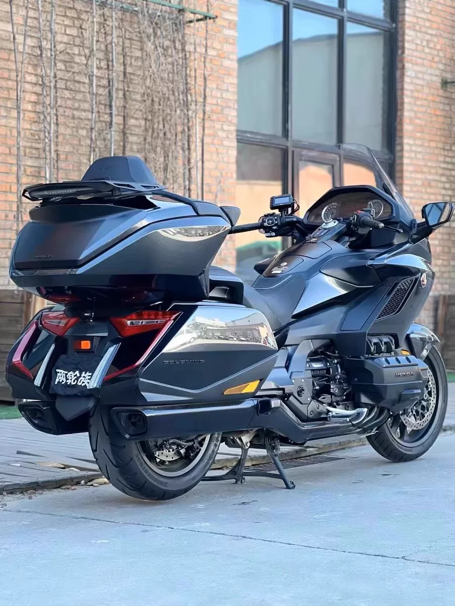 Импортированный Honda Golden Wing 1800 дальний круизный корабль модели педальный автомобиль станционный вагон мотоцикл спортивный автомобиль тяжёлый локомотив