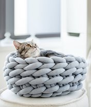 ins new pint DIY handmade knitted nest ultra coarse wool line pet covets crochet pet nest machine washable